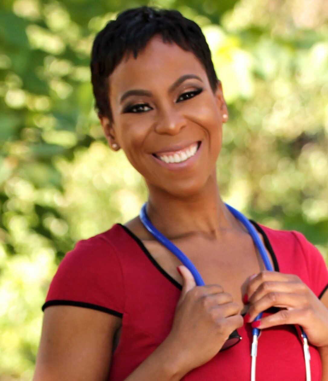 Sharde Angelle, Family Nurse Practitioner at Houston Injury & Wellness Clinic in Houston Heights